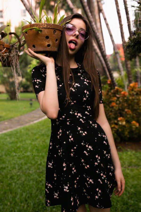 Wallpaper Model Julia Burch Big Boobs Brunette Tattoo Women