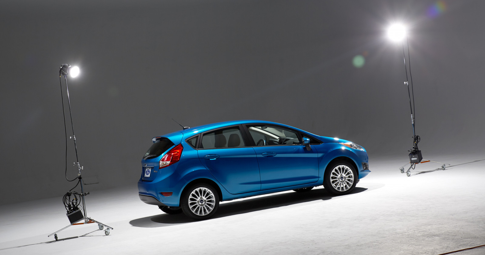 Ford fiesta - фоны и обои автомобиля Ford fiesta - фоны и обои автомобиля