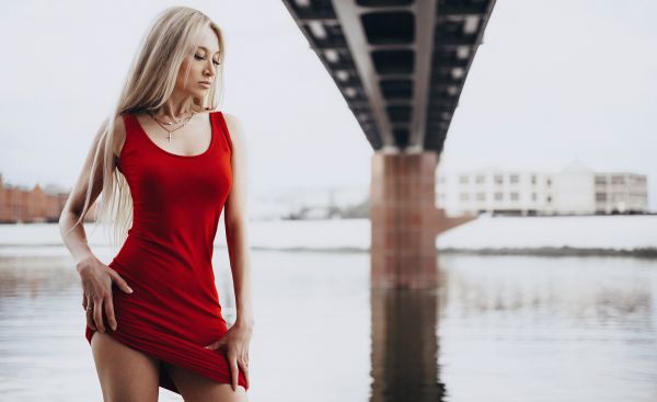 Wallpaper Women Blonde Room Short Hair Red Dress Necklace Met