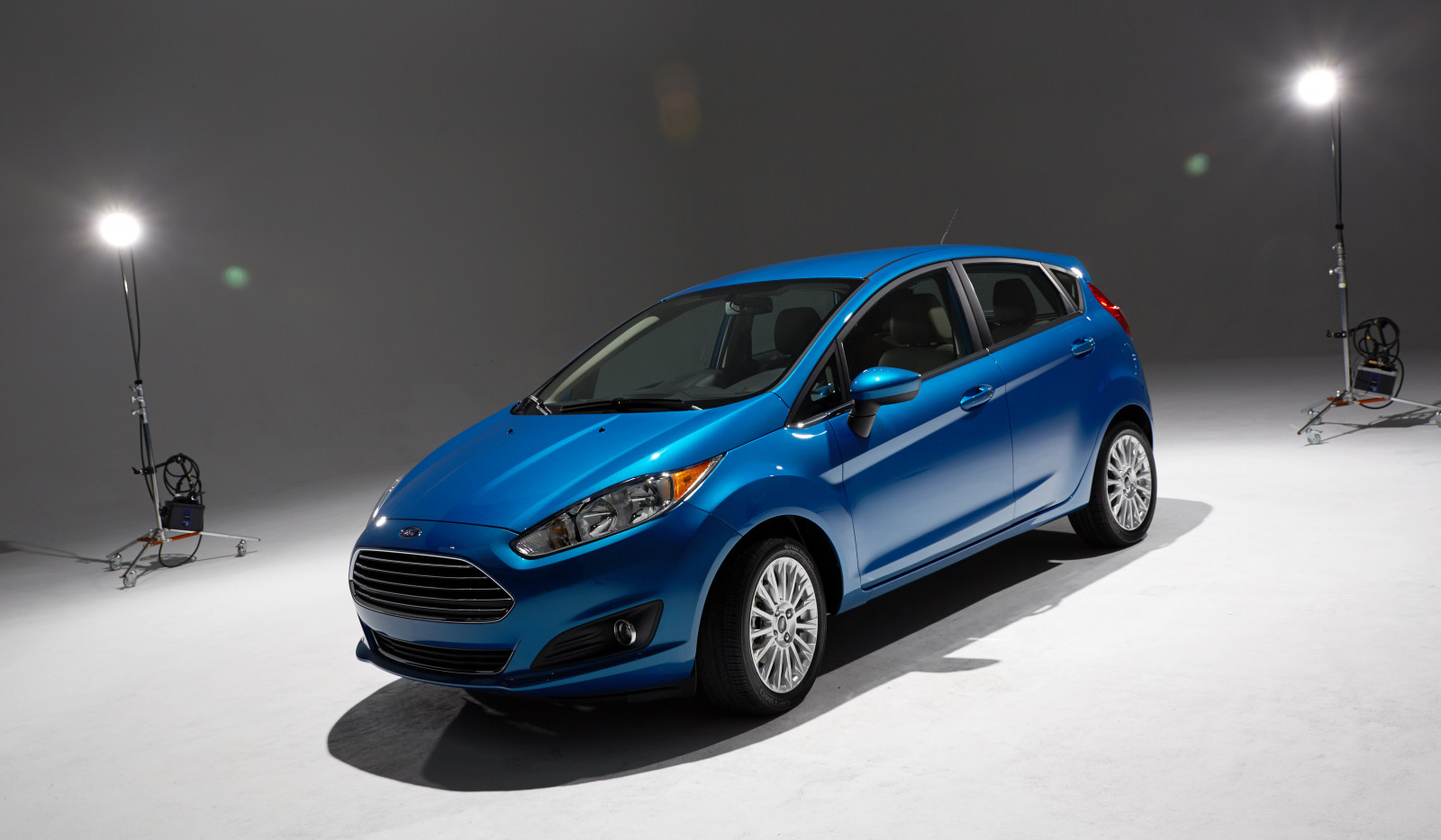 Ford fiesta - фоны и обои автомобиля Ford fiesta - фоны и обои автомобиля