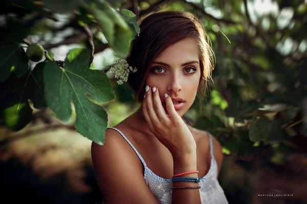 Wallpaper Face Women Depth Of Field Long Hair Brunette Sitting Tanned Black Hair Lying
