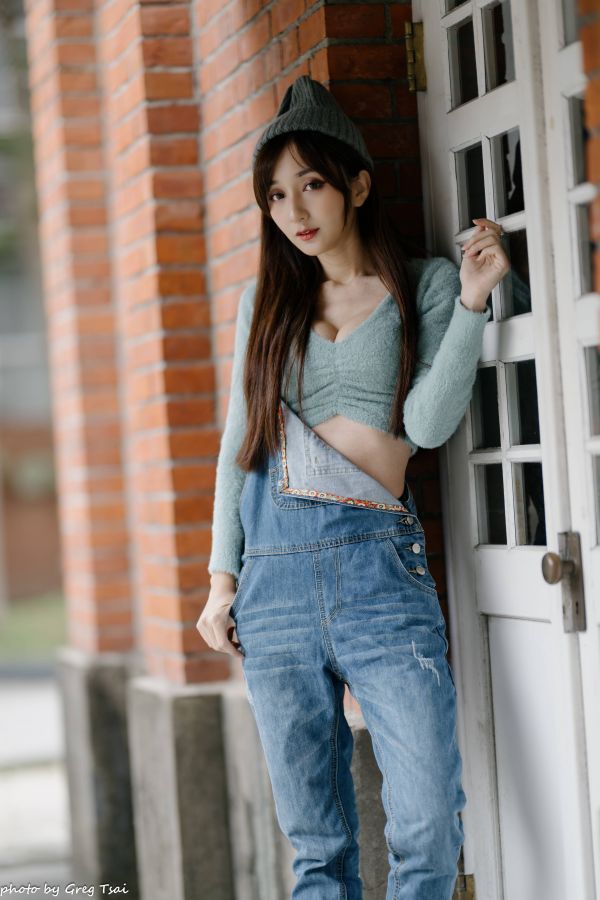 model,Orang,Thai