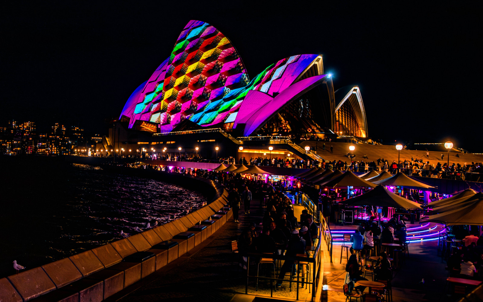 letadlová loď, architektura, modrá obloha, bokeh, most, světla města, mraky, hloubka pole, soumrak, stíhačky, lucerny, nízký úhel, miniaturní, model, Příroda, neonová světla, noční fotografie, venkovní, pagoda, lidé, mrakodrapy, sluneční paprsky, slunečnímu záření, západ slunce, cestovat, Soumrak, městský, široký úhel