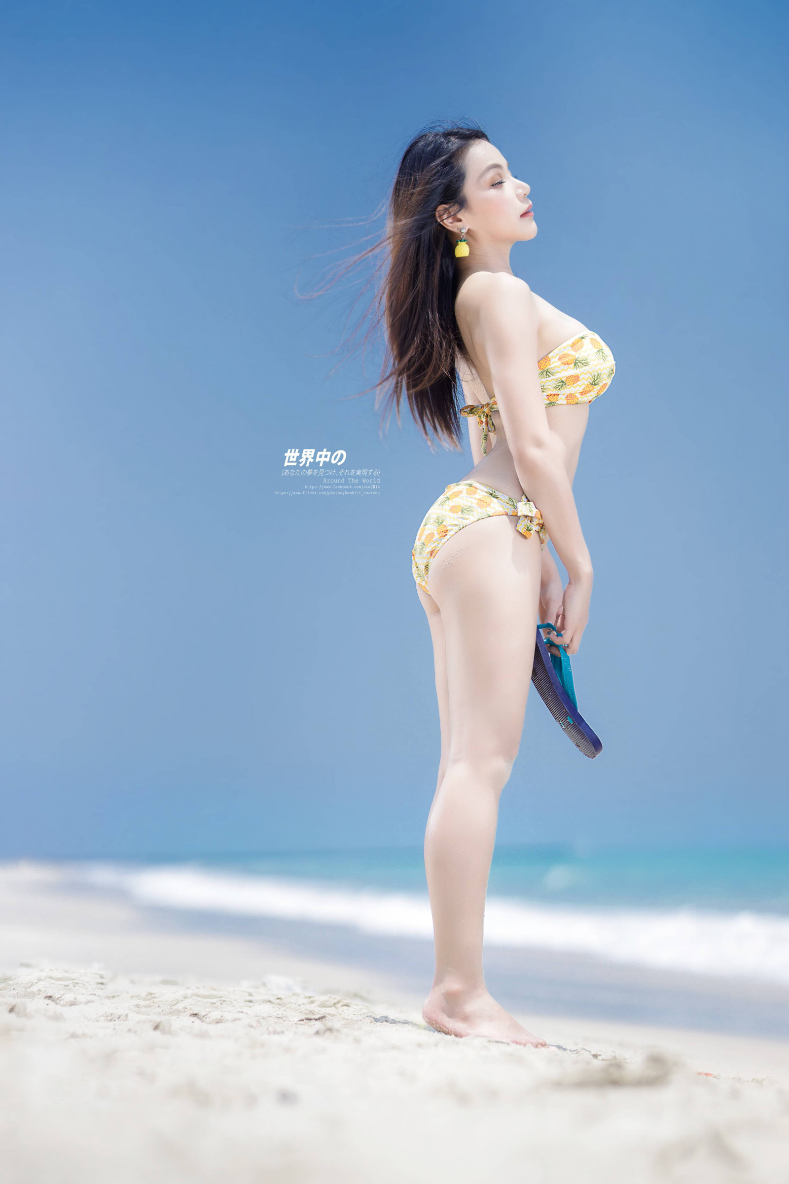 aasialainen, ranta, crop Top, valtameri, ulko-, poseeraa, punainen, sivukuva, valkoinen, nainen