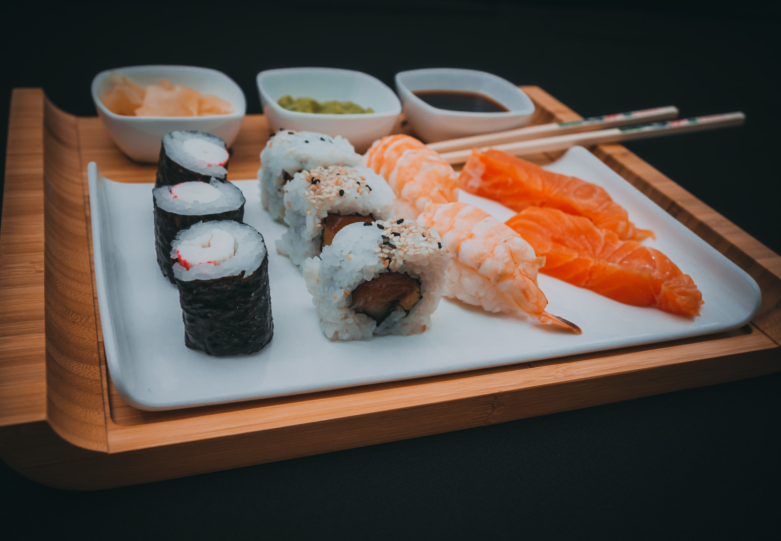 sushi, food, fish, brown, placing, prawn, rice, salmon, chopsticks, product, eat, meal