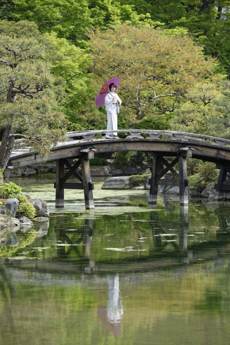 KUNST,asiatisk,bambus,sort og hvid,blå,ceremoni