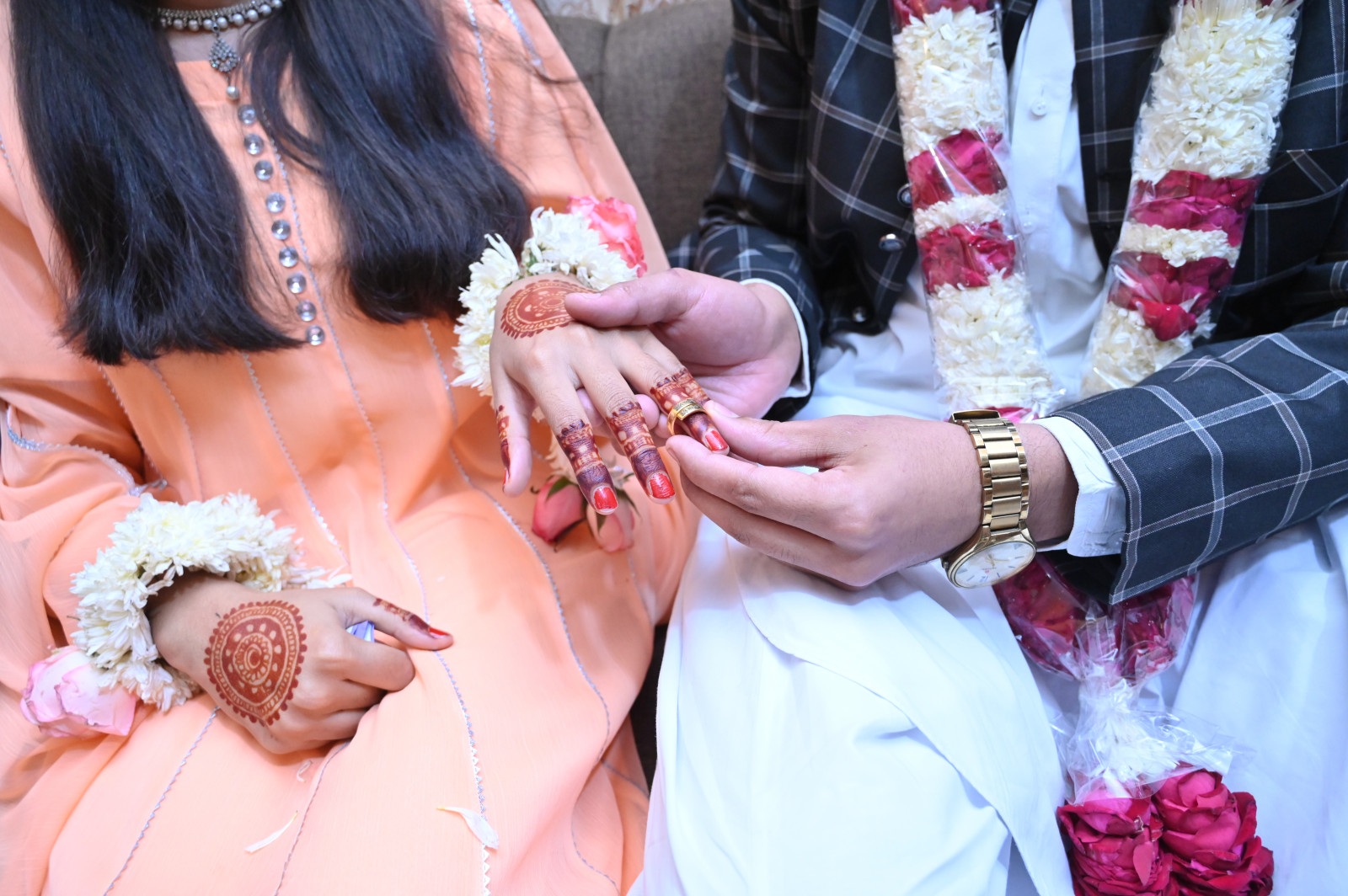 wallpaper-engagement-ring-6048x4024-irfan47-2203987-hd
