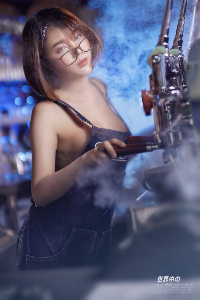 Barista,kavárna,káva,model,žena