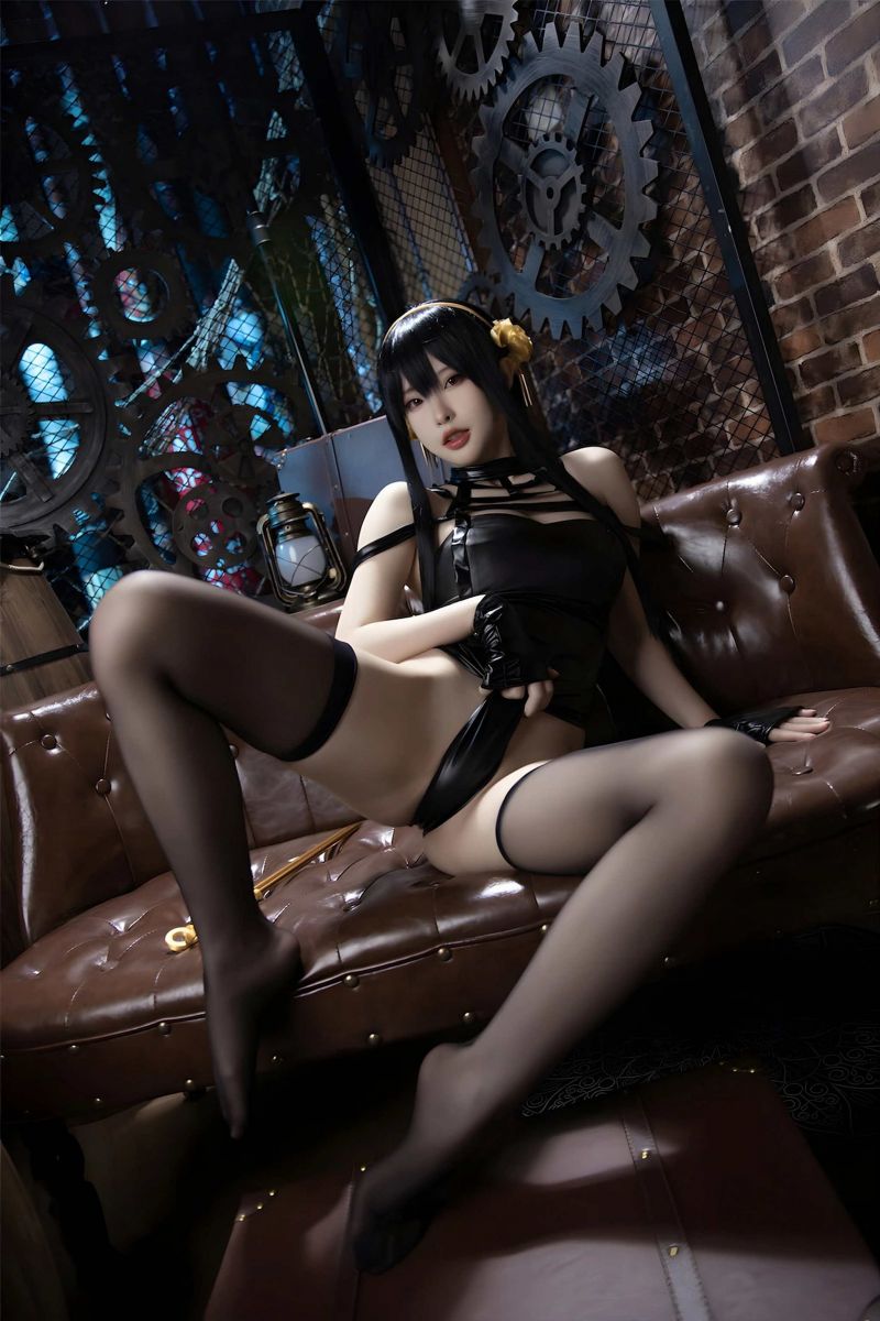 black bodysuit,cosplay,kvinde,Yor Forger