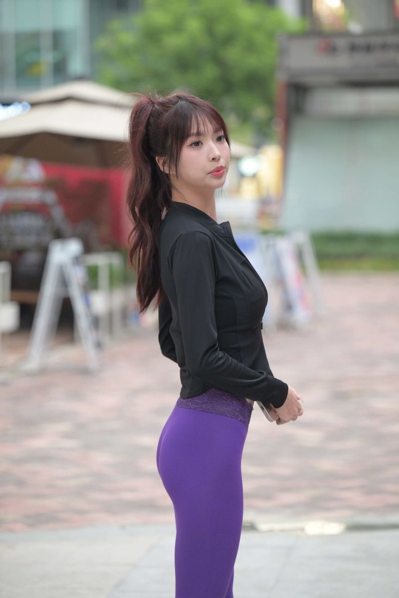 asijský, hnědé vlasy, denní světlo, venkovní, koňský ohon, ulice