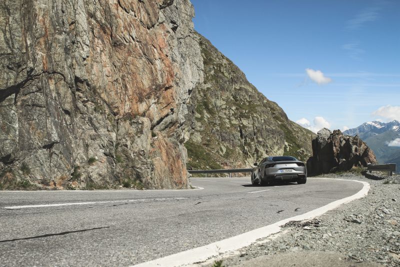 4k,auto,tapeta na zeď