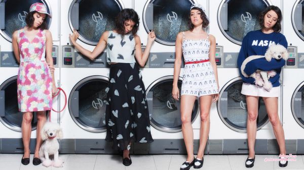 Aubrey Plaza,cute,girl,girls,hot,leg