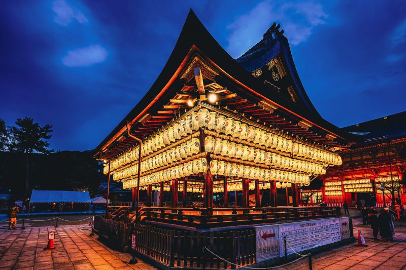 asiatisk,kaukasisk,barn,denim jacket,ældre,gråt hår