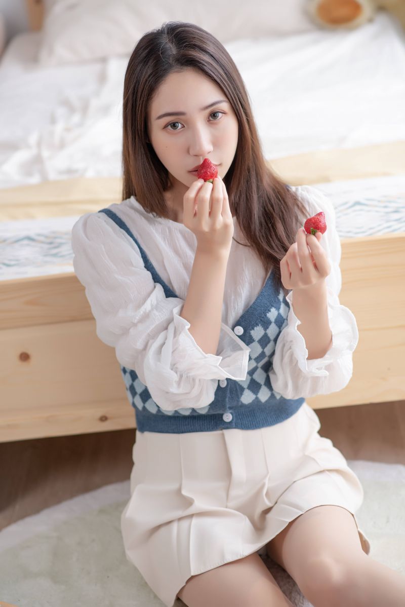 modrý,kontrolor,plést,mini,sukně,vesta