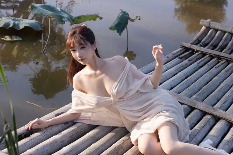 vor,řeka,župan,strom,žena