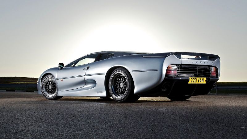 ягуар,ягуар XJ220