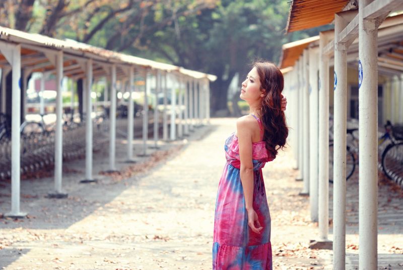 blu,luce del giorno,vestito,lavanderia,rosa,in posa