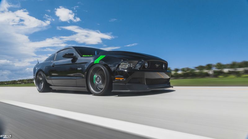 Nhựa đường,Aventador SVJ,bờ biển,đen,màu xanh da trời,BMW