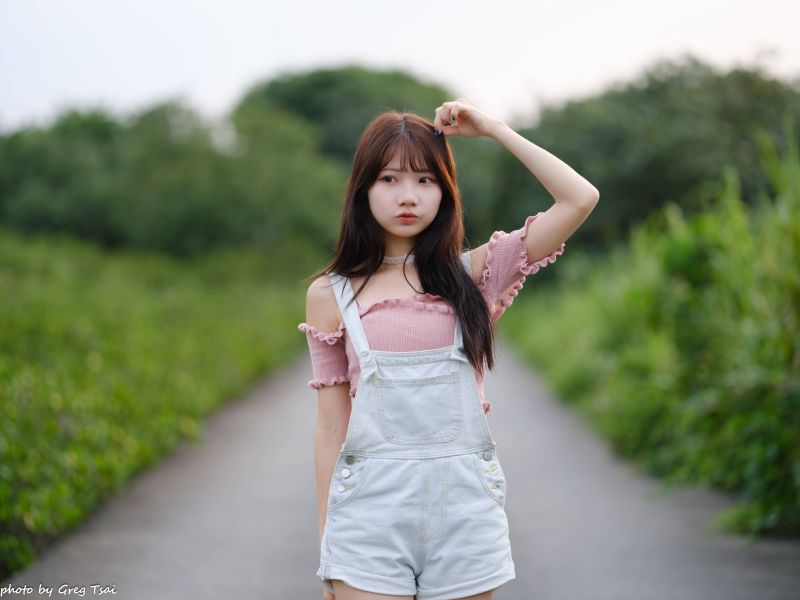 長い髪,屋外,女性,黄色の花