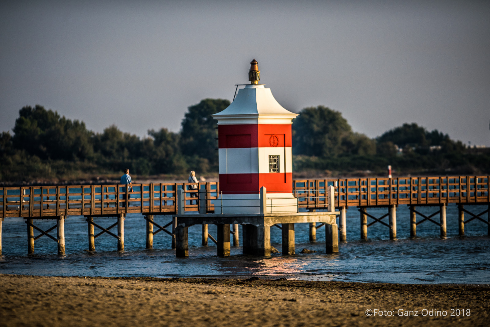 Lignano, Red Lighthouse, Strand, Leuchtturm, Oktober, Meer