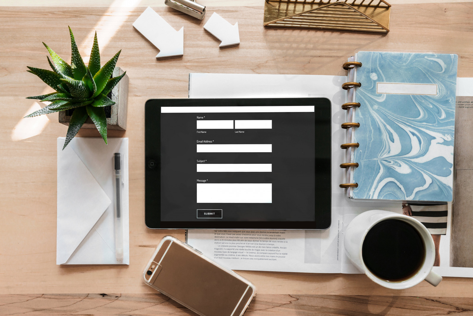 computador, notebook, escritorio, negocio, office, trabalho, work, desktop, team, computer, design, tablet, smartphone, celular, pessoas, equipe, comercial, tarefas, projetos, solucao, alepdias
