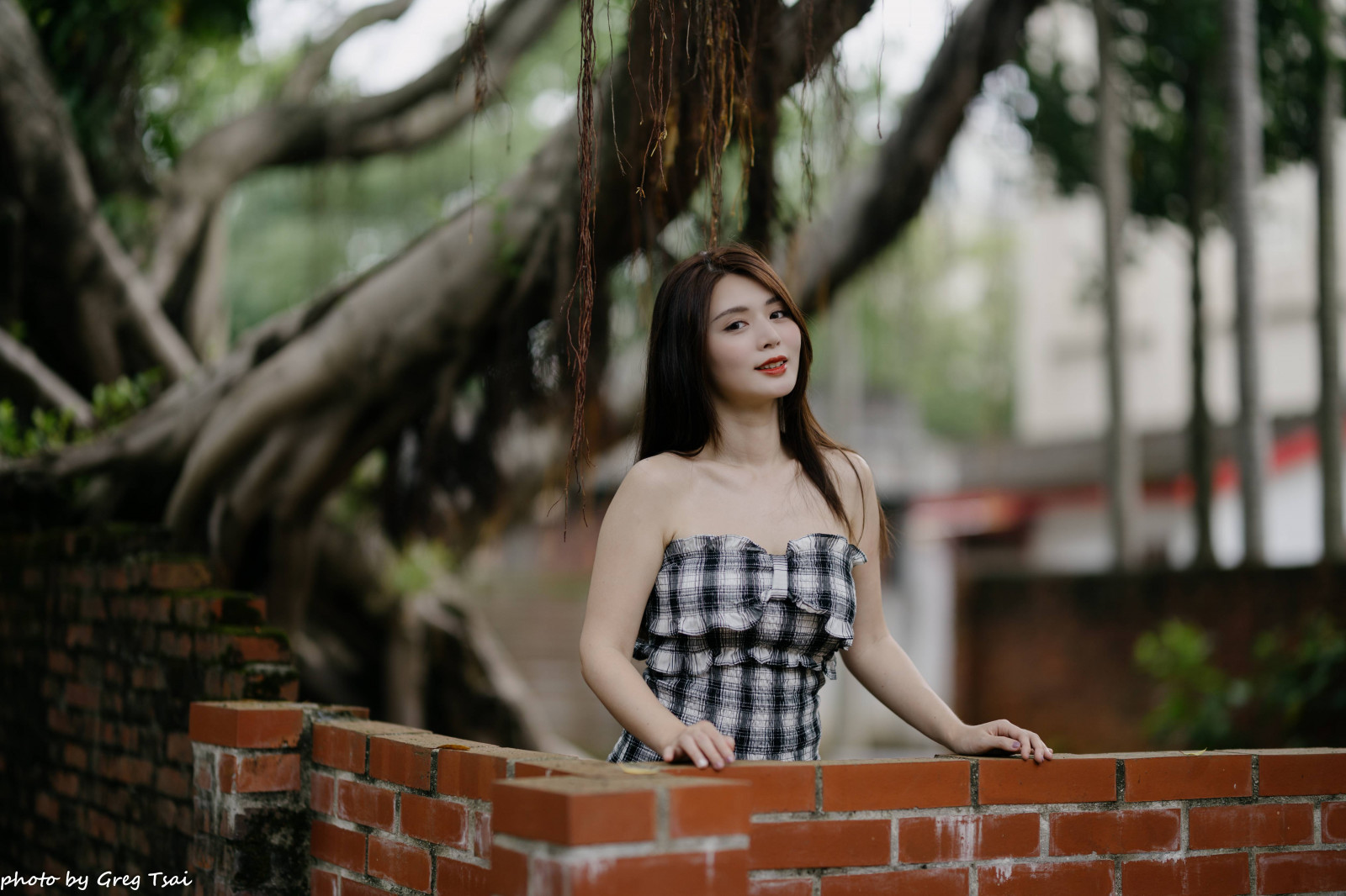 rozostřeného pozadí, židle, plaid dress, žena