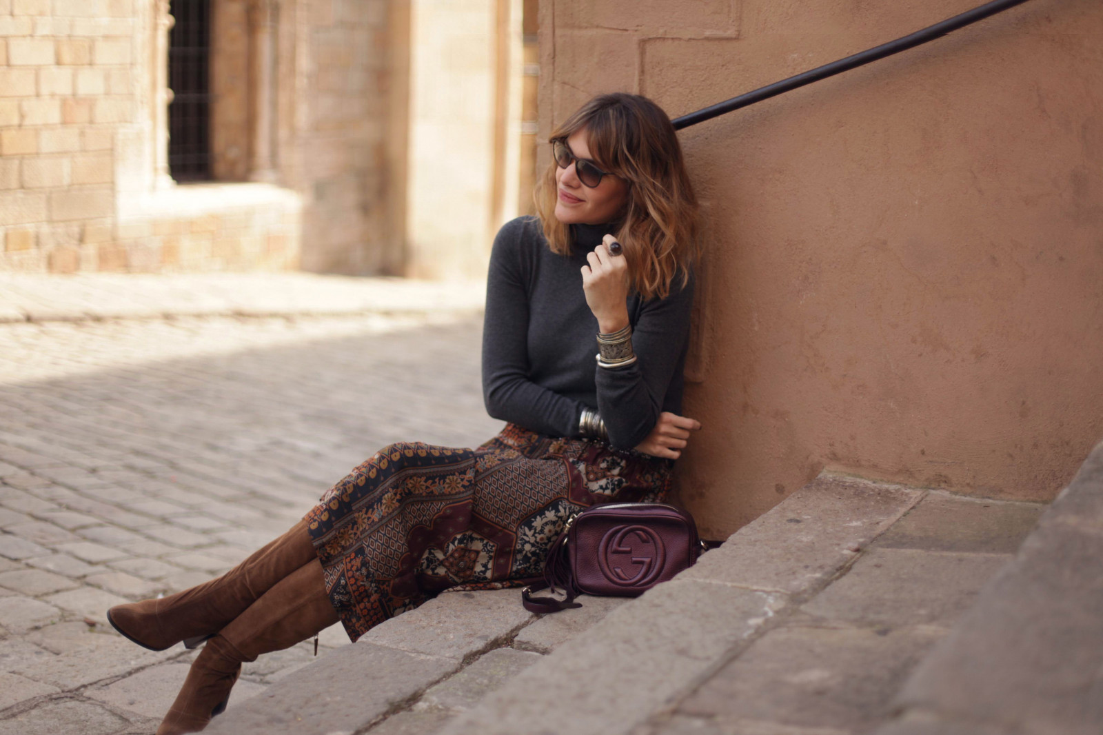 portrét, dívka, horký, sexy, koláče, média, Krásná, stehna, košile, rozepnutý, dáma, ženský, good aunt, půvab, dosti, nohy, umělecký, sladký, část, horní, dno, akt, neuvěřitelný, mladý, Uvnitř, sukně, krátký, up skirt, Nylon, punčochy, kalhotky, punčocháče, krása, auto, erotika, under panties