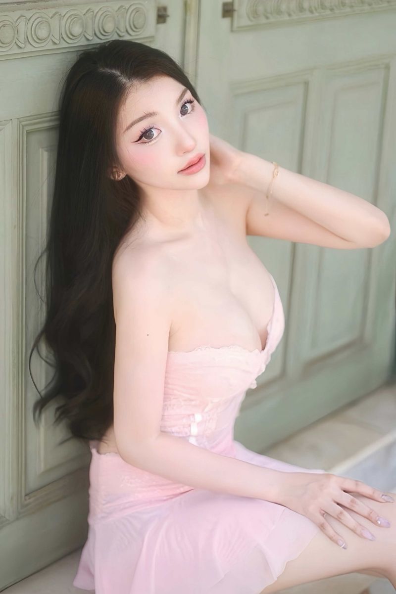 레이스,핑크빛 옷,치마,여자