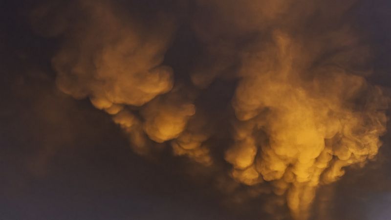 bagfra, baggrundsbelysning, sort hat, bokeh, kaukasisk, filmisk