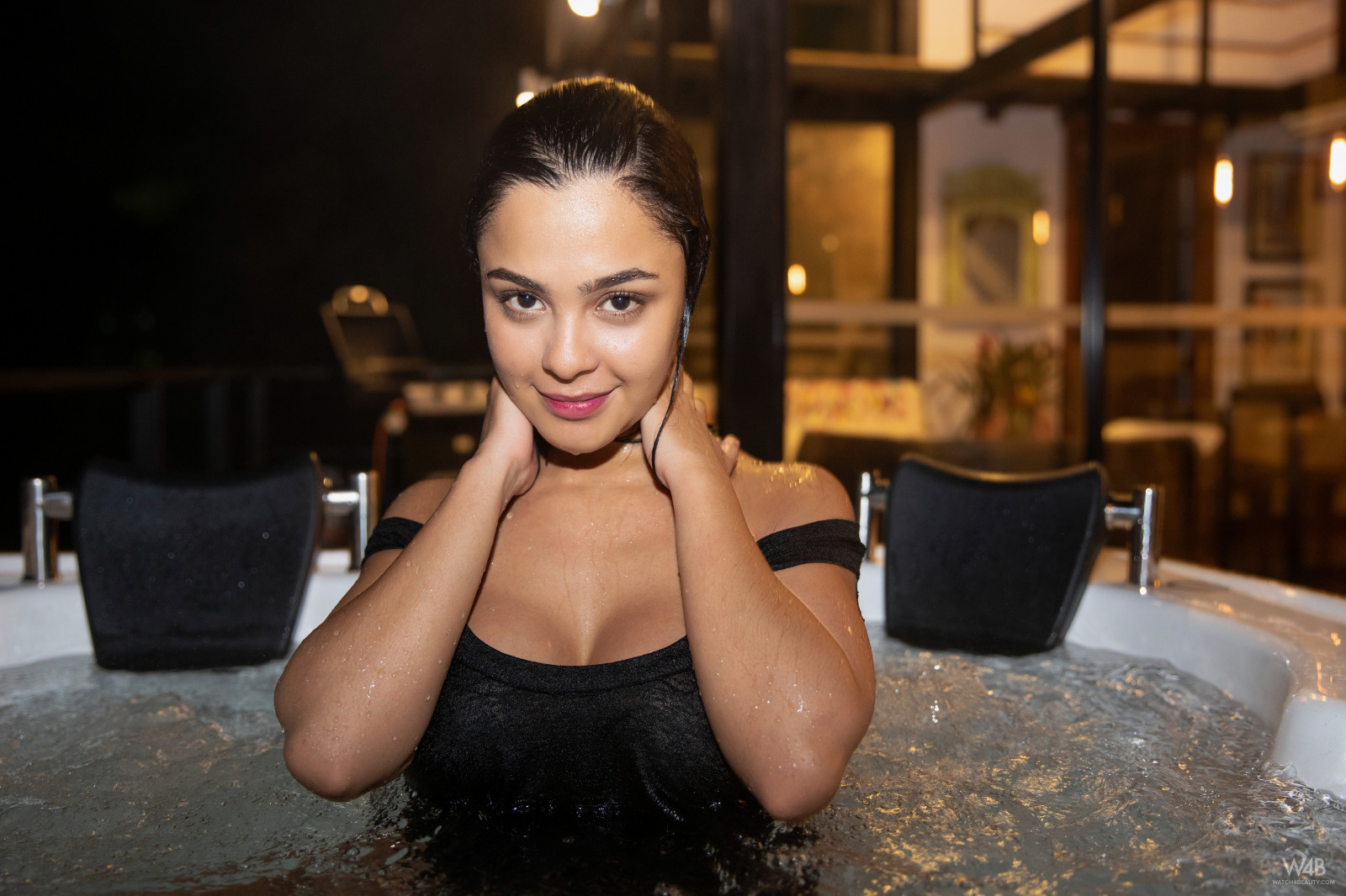 Karın, kol, Sanat modeli, yalınayak, güzellik, yatak, çarşaf, Yatak takımları, yatak odası, siyah saç, sarışın, kahverengi saç, göğüs, konfor, Kanepe, karanlık, göz, Yüz, Moda aksesuarı, manken, Fetiş modeli, parmak, flash photography, Et, Zemin, Döşeme, ayak, eğlence, kız, saç, saç modeli, el, Kafa, Sıcak, insan vücudu, Insan bacağı, mücevher, ortak, diz, Bayan, Lamba, abajur, bacak, Işık fikstürü, aydınlatma, Çarşaflar, Iç çamaşırı, oturma odası, uzun saç, Model, ağız, kas, şekerleme, fotoğraf çekimi, yastık, güzel, Oda, seksi, omuz, oturma, uyluk, yastık fırlatmak, Bagaj, Iç çamaşırı, Kadın