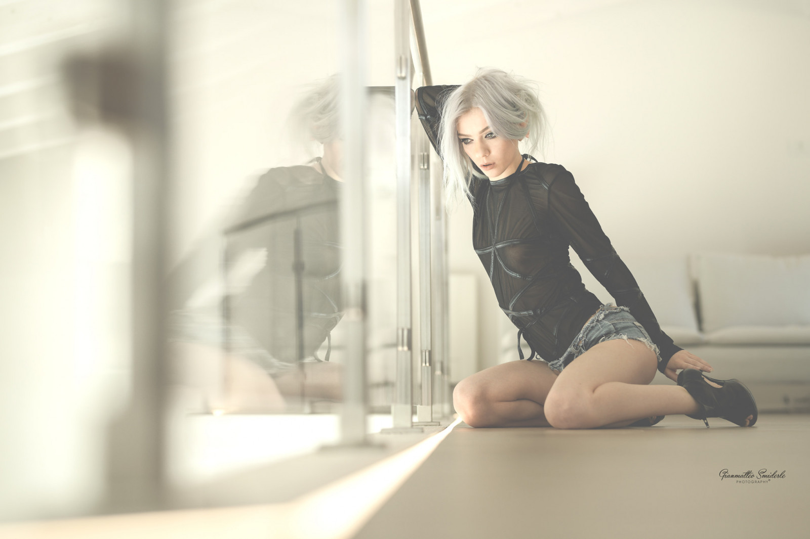 black shirt, Gianmatteo Smiderle, high heels, jean shorts, platinum blonde, women