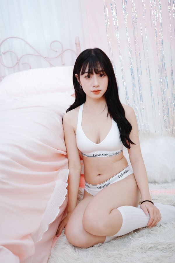cute,model,Person