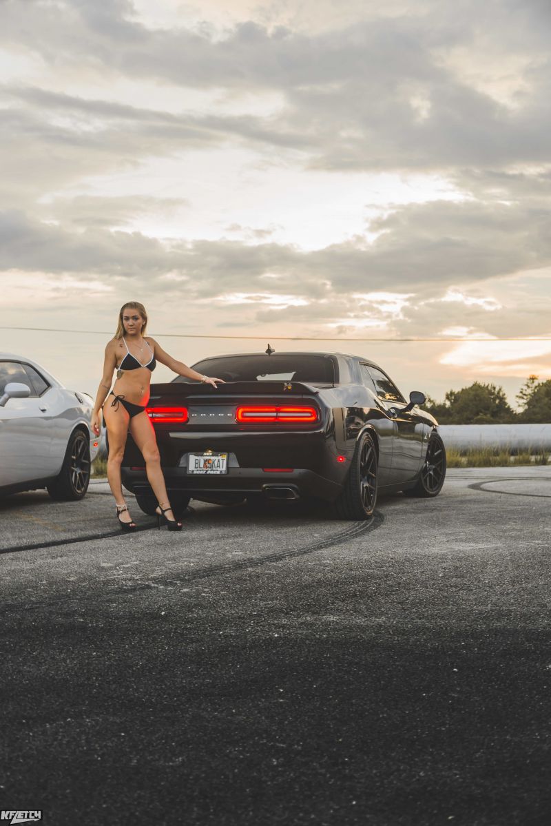 Nhựa đường,Aventador SVJ,bờ biển,đen,màu xanh da trời,BMW