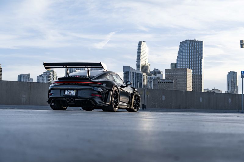 Nhựa đường,Aventador SVJ,bờ biển,đen,màu xanh da trời,BMW