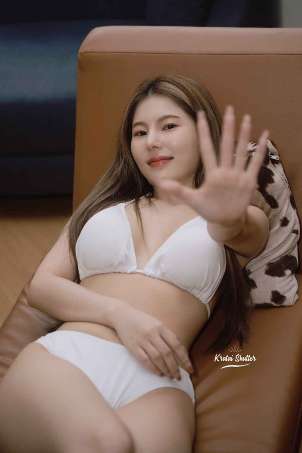 女人
