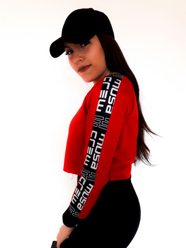 woman,beauty,outerwear,shoulder,cap,neck