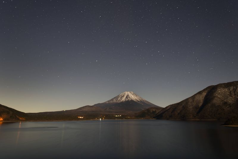 KUNST,asiatisk,bambus,sort og hvid,blå,ceremoni