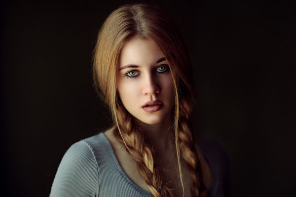 dívka,žena
