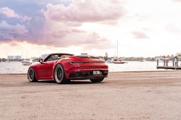 car,supercar