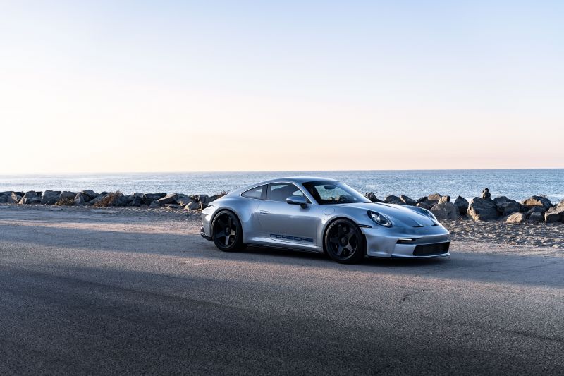 車