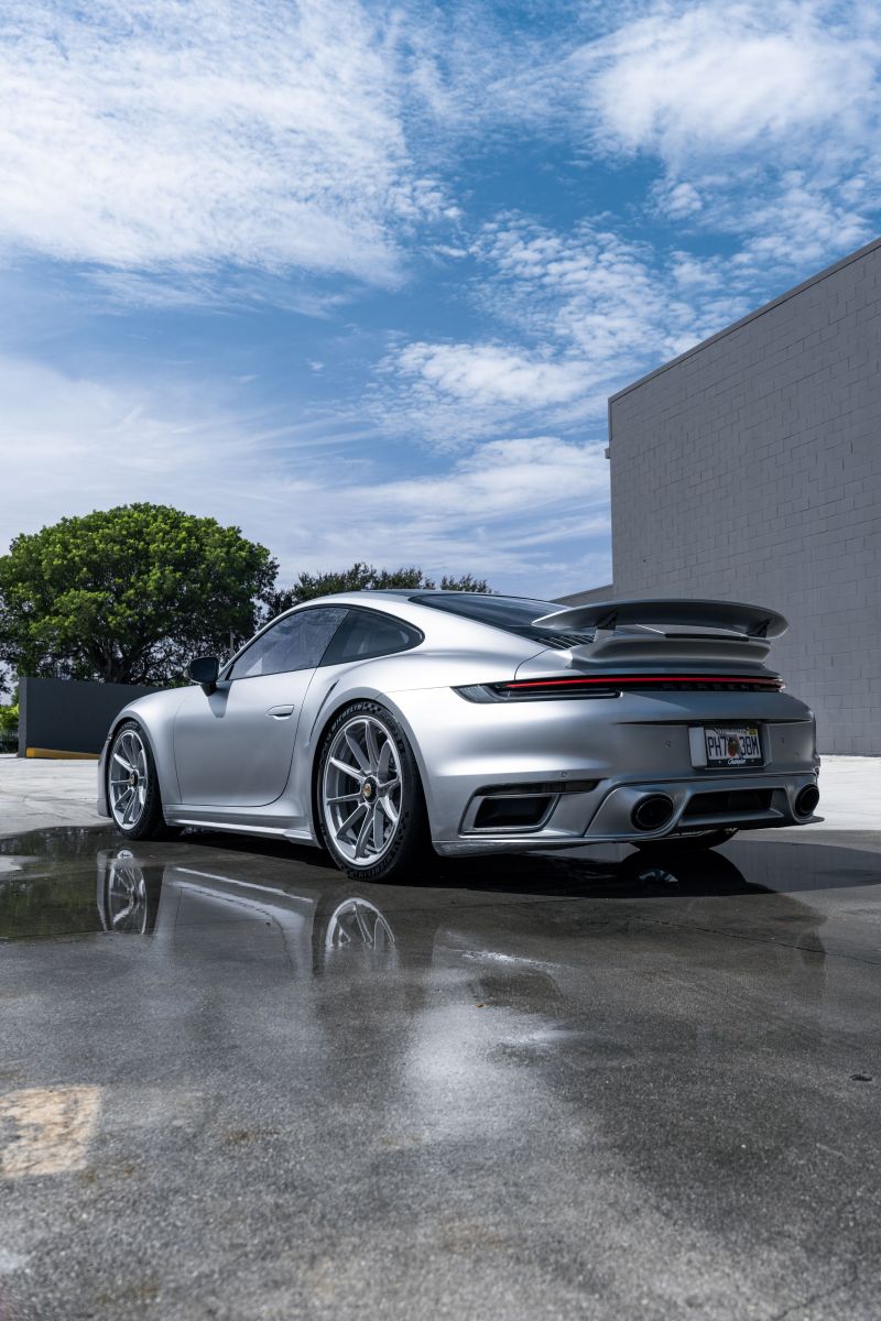 4k,auto,tapeta na zeď