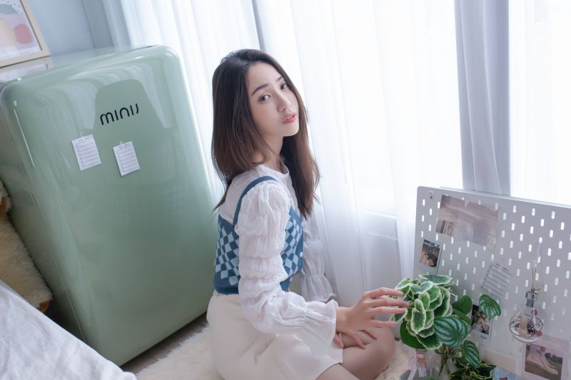 modrý,kontrolor,plést,mini,sukně,vesta