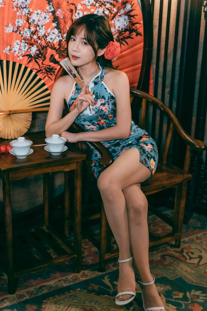 파란 드레스,긴 머리,tanghulu,여자