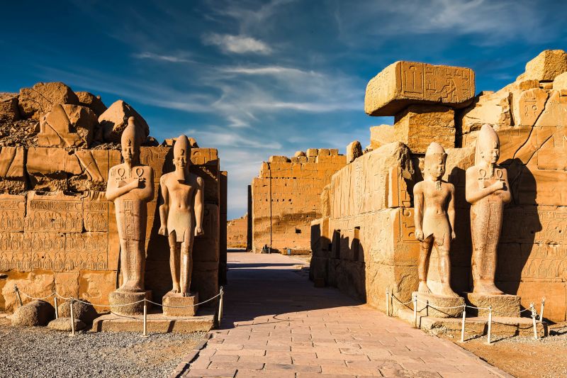 asiatisk,kaukasisk,barn,denim jacket,ældre,gråt hår