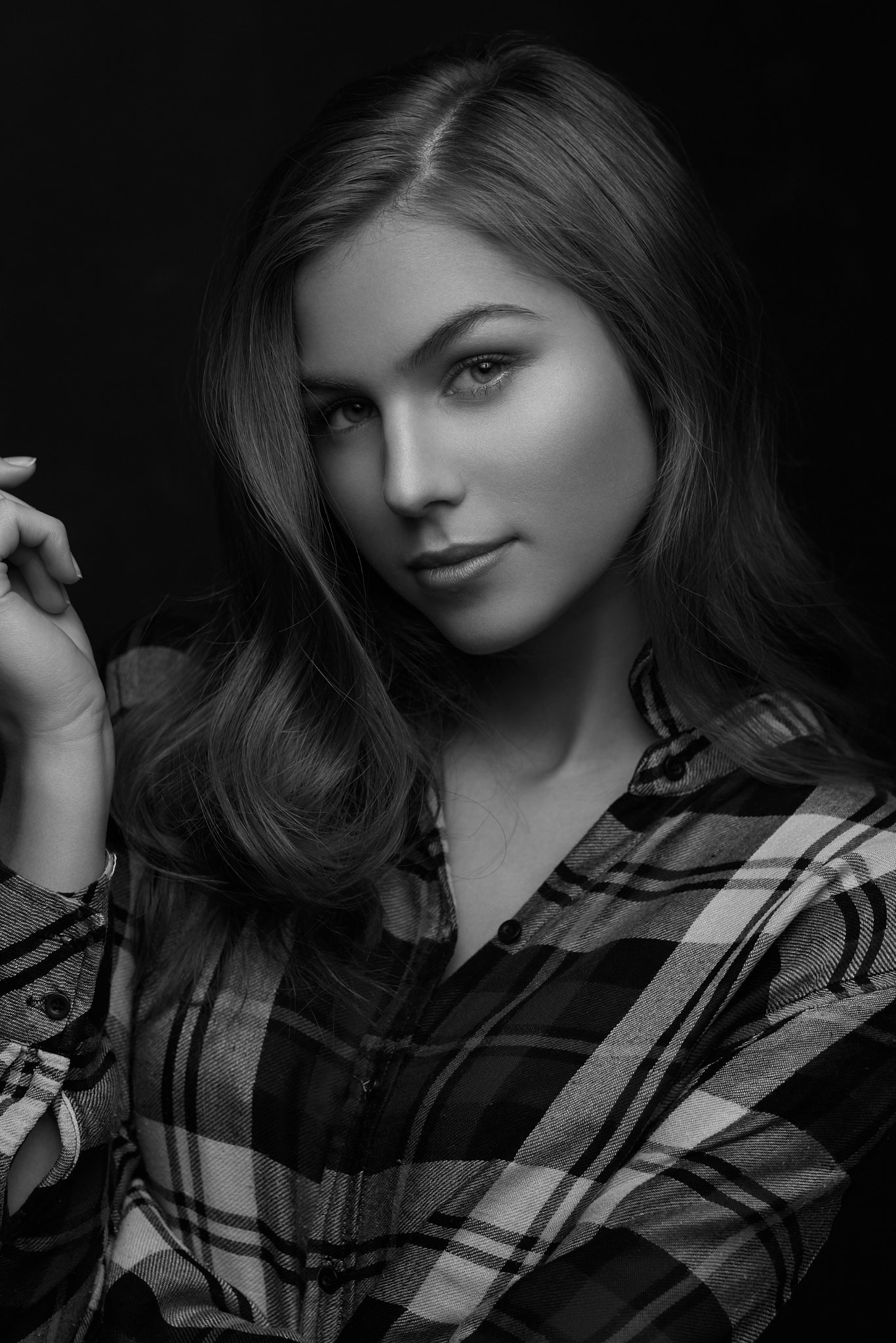 hvid, sort, Kvinder, monokrom, model, portræt, langt hår, fotografering, mode, hår, melankolia, Person, supermodel, pige, skønhed, øje, kvinde, dame, mørke, sort og hvid, monokrom fotografering, portrætfotografering, Photo shoot, brunt hår, nøgenmodel