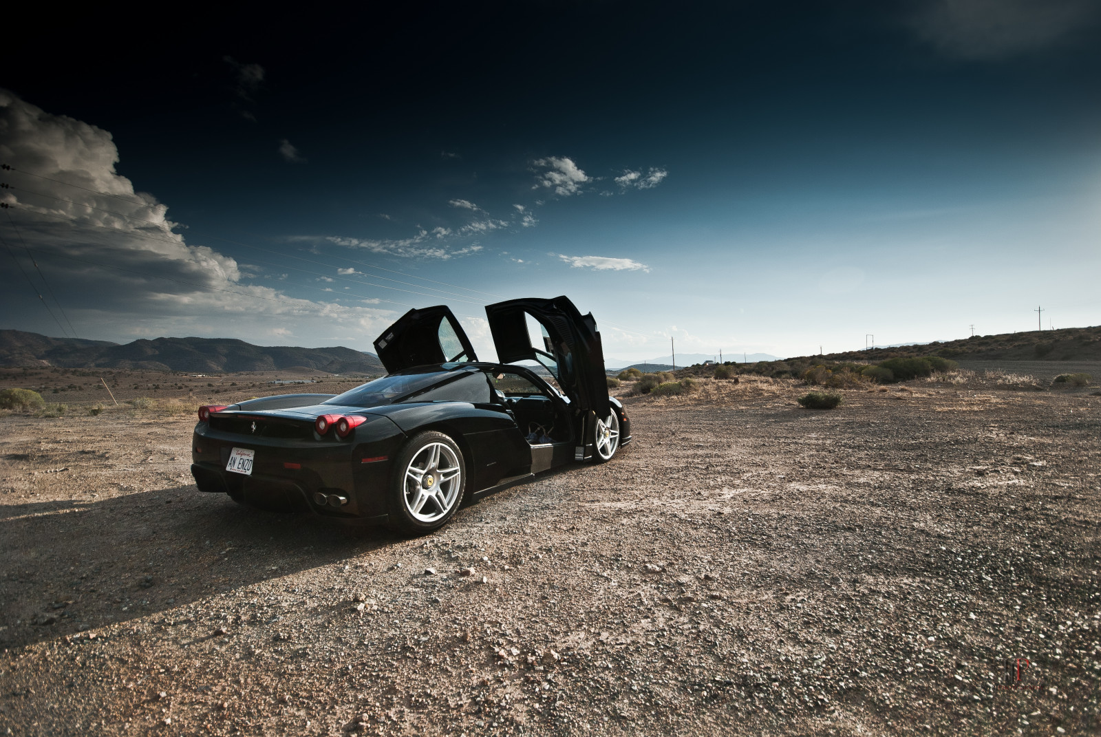 auto, motorové vozidlo, pozemní vozidla, vozidlo, automobilového designu, nebe, automobilový exteriér, automotive wheel system, silnice, krajina, kolo, road trip, odraz, off road, sportovní auto, terénní vozidlo, hora, luxusní vůz, rostlina, kompaktní vůz, řidičský, písek, asfalt, počítač tapeta, automotive pneumatiky