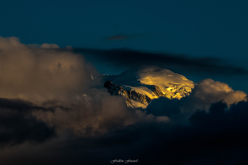 แสงแดด, แนวนอน, พระอาทิตย์ตก, กลางคืน, ธรรมชาติ, ท้องฟ้า, โลก, เงียบสงบ, ตอนเย็น, เช้า, ขอบฟ้า, บรรยากาศ, พลบค่ำ, การจ่ายเงิน, neige, เมฆ, ภูเขา, รุ่งอรุณ, ระดับความสูง, goldenhour, ความมืด, Montagne, nuage, กลางวัน, ซุ้ม, lumiere, coucherdesoleil, ombre, alpes, กะลา, Hautesavoie, massifdumontblanc, ธารน้ำแข็ง, sommet, วอลล์เปเปอร์คอมพิวเตอร์, บรรยากาศของโลก, ปรากฏการณ์ทางอุตุนิยมวิทยา, Cumulus, อย่างไม่น่าเชื่อ, ปรากฏการณ์, Montblanc, crepuscule, การวัดผล