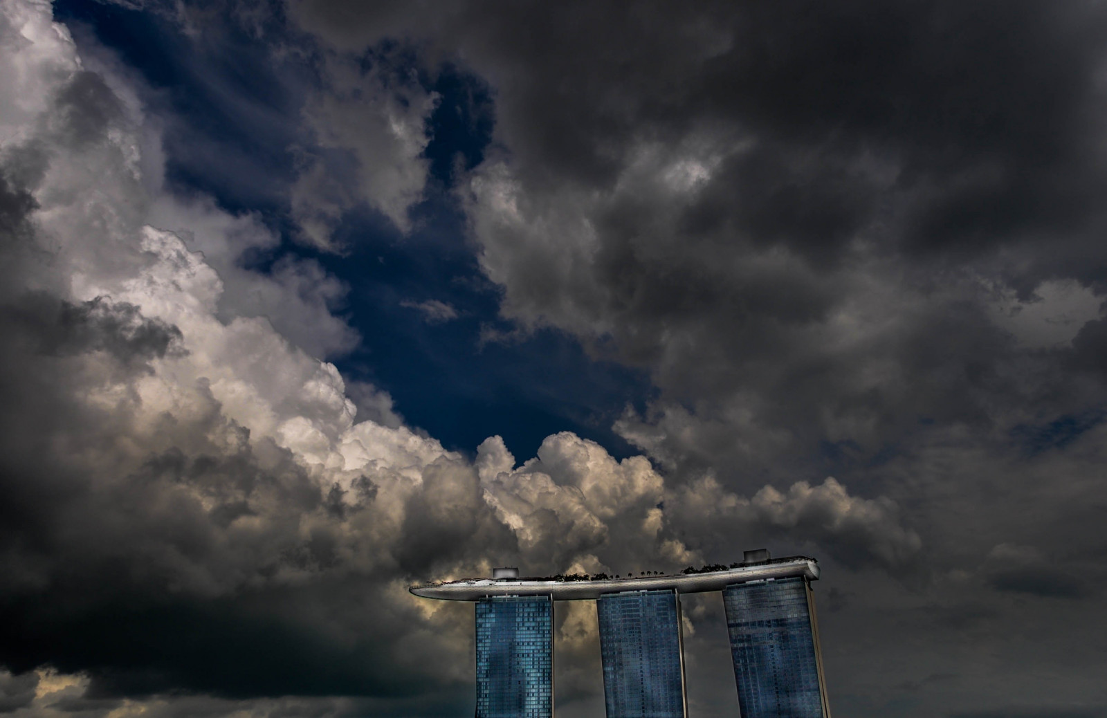 Wallpaper blue, Marina, Singapore, dramatic 3216x2087 939216 HD
