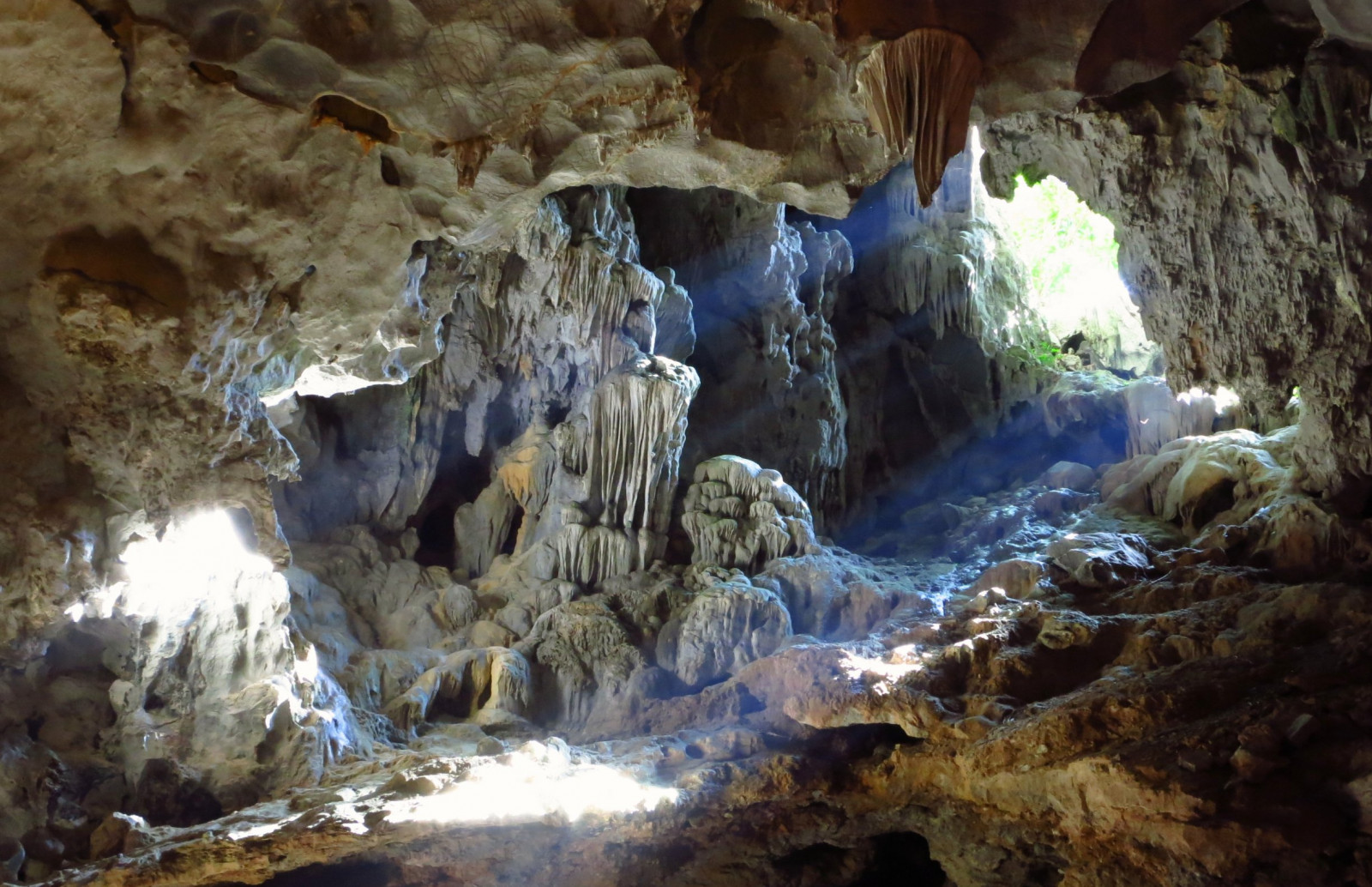 hule, dannelse, Stalaktit, fluvial landforms of streams, speleothem, geologi, drypsten, vandløb, klippe, karst landforms, caving, vand