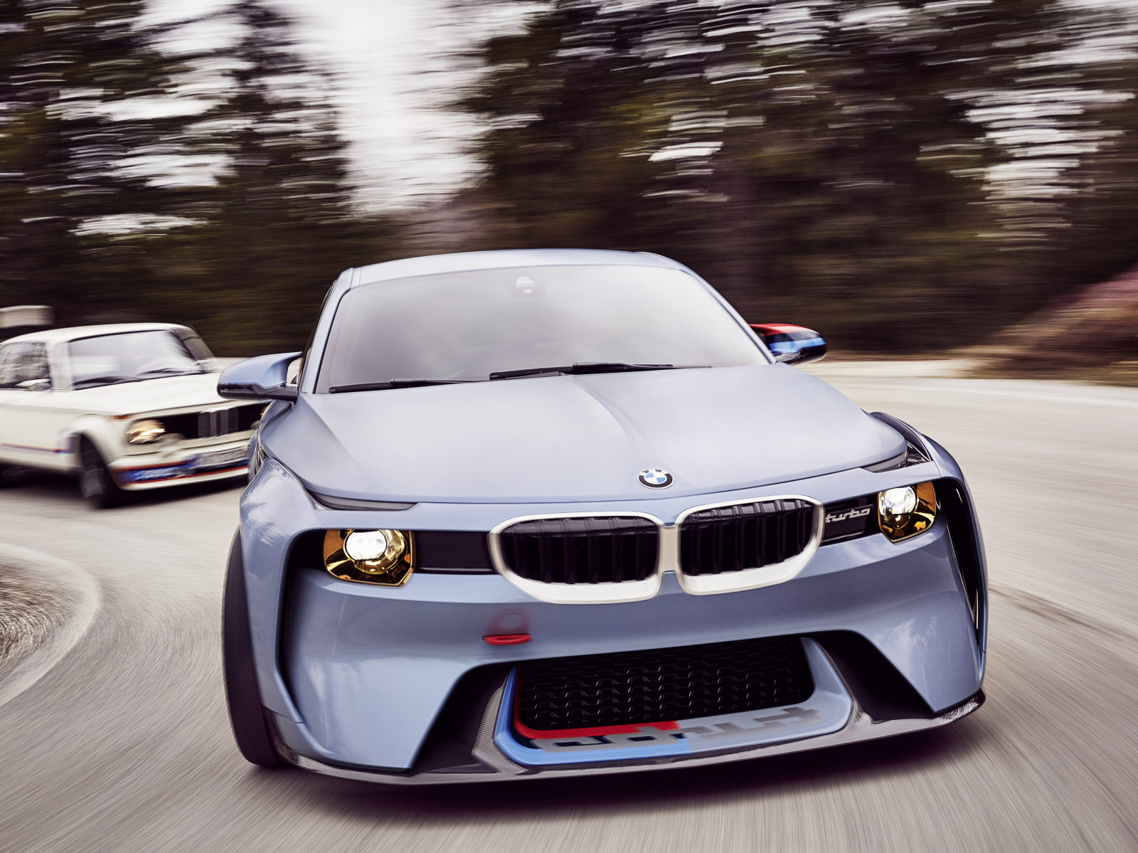 coche, BMW, vehículo, coche deportivo, Sedán, Show de net, Netcar, Imágenes del coche, Foto del coche, 2017, 2002 Hommage, rueda, Vehículo terrestre, Diseño automotriz, Exterior del automóvil, Marca de automóvil, Vehículo de lujo, parachoque, Coche ejecutivo